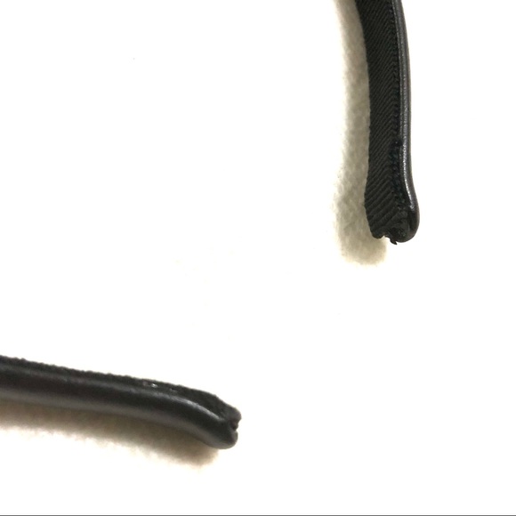 Auth. Red Valentino Garavani Leather Bow Headband - Picture 4 of 6